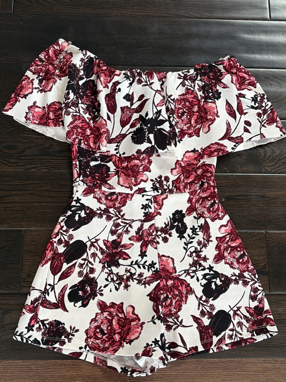 Off-Shoulder Floral Crop Top Romper in White and Pink